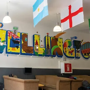  Hostel Nomads Capital Backpackers - (adults Only)